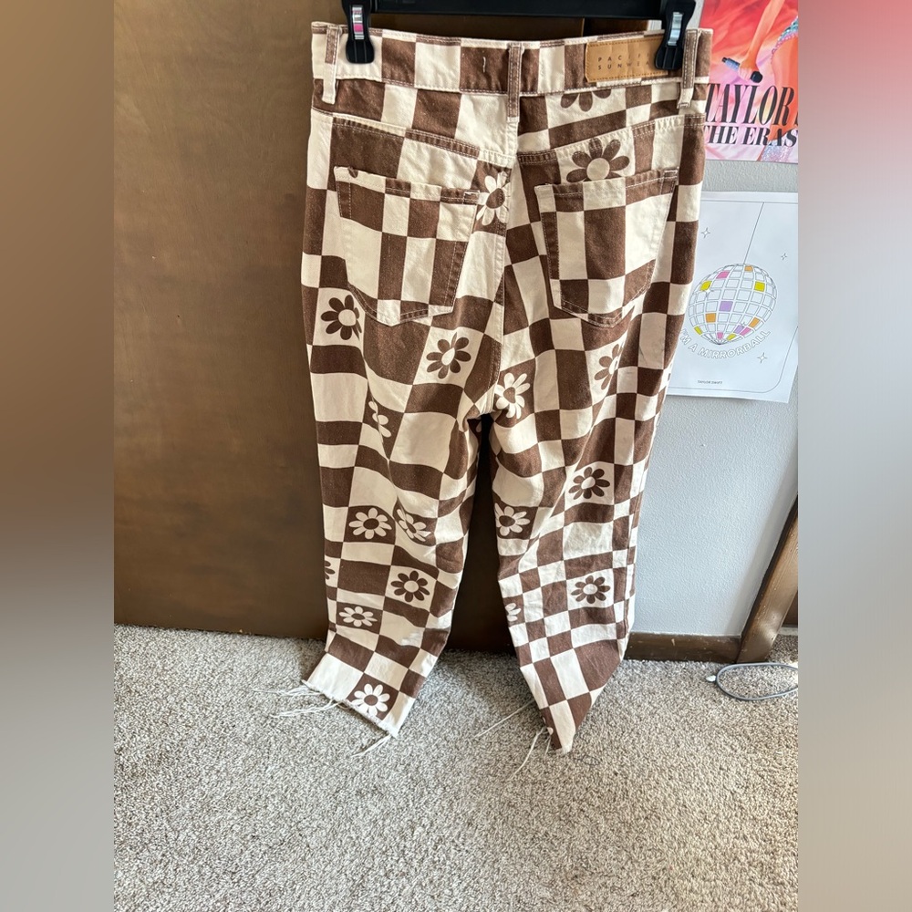 Pacsun Like New size 28 High Rise Straight Leg Hippie Jeans